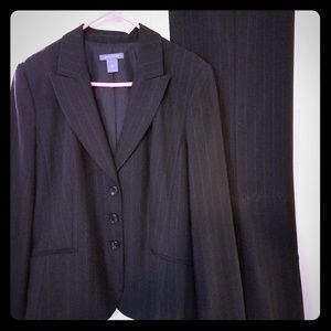 Ann Taylor Ladies pants suit